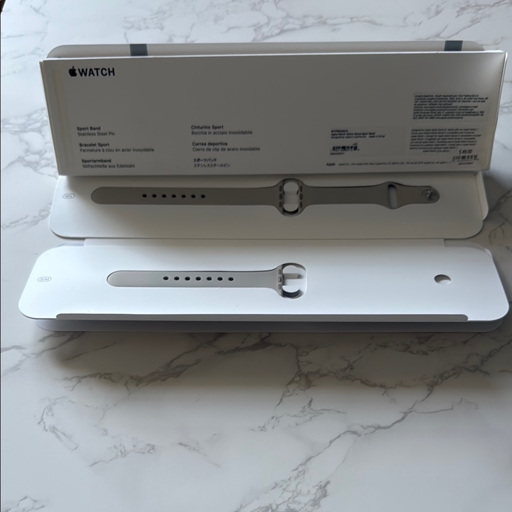 Apple Watch Sport Band in Silver - 40MM
